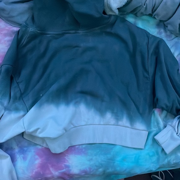 ⬇️⬇️⬇️ - Picture 2 of 4